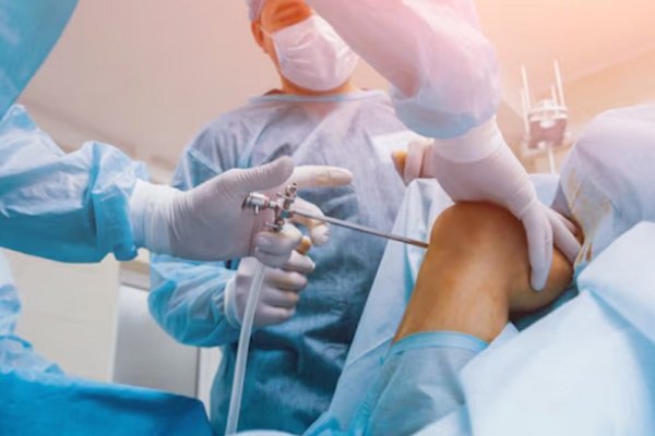 Arthroscopy & Arthroplasty
